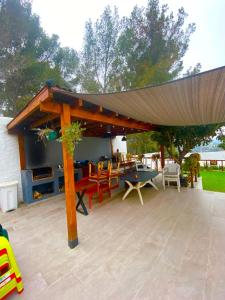 Vila Peña Private Apartment with Shared Pool & Gardens