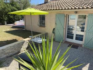 Maisons de vacances Logement calme et chaleureux dans villa : photos des chambres