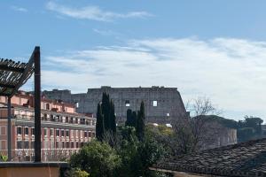 Colosseum Boutique Penthouse with Private Terraces