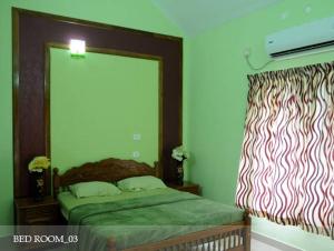 6 Large Bedrooms house at kottayam town #812!983!5682