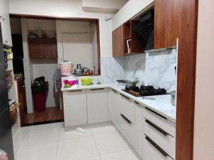 Elite 3BHK 100 Mbps- 19th Floor for Family