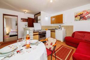 Apartments in Crikvenica 5557