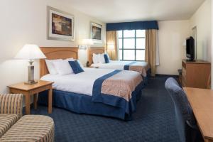 Queen Room with Two Queen Beds - Non-Smoking room in Wingate by Wyndham Spokane Airport
