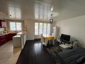 Bel appartement familial 6 personnes avec balcon - نوازي-لو-سيك