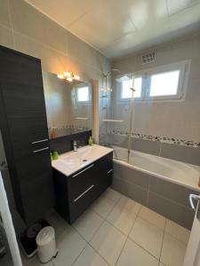 Bel appartement familial 6 personnes avec balcon