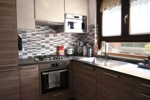 Vicino alla stazione dei treni, appartamento a 20 minuti da Roma con parcheggio