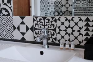 Vicino alla stazione dei treni, appartamento a 20 minuti da Roma con parcheggio