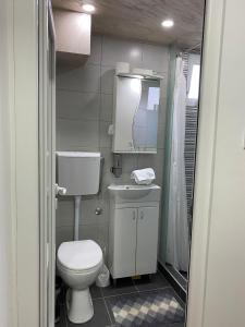 Stan na dan Siniša 2