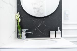 Vintage Charm in Old Town Krakow Józefa Sarego apt A