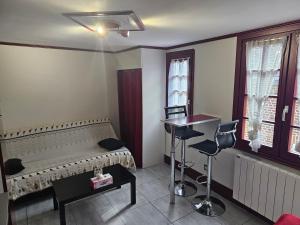 Petit Duplex