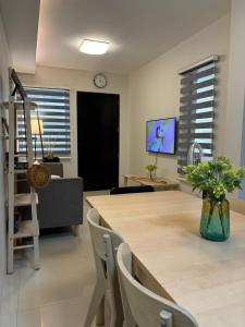 Mactan Cebu Guesthouse - Ideal for Families & Friends, 3km from Mactan Airport