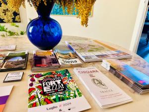 Domus An- Two Bedrooms Apartment -Antique and Historical Home