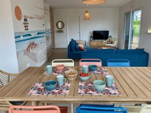 Maisons de vacances Lumineuse maison acces plage a pied a Plougasnou : photos des chambres