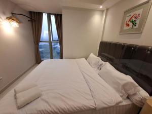Jakarta goldcoast seaview apartment