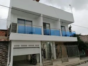 Hostal Casa Familiar Josi - 托卢