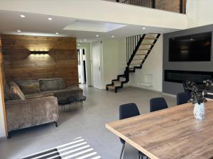 Chalets Le Grand Perce Neige & Jacuzzi a proximite de Gerardmer : photos des chambres