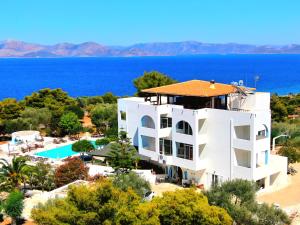 Villa Agnanti Boutique