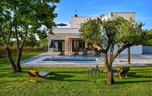 Nice Home In Marasi With Wifi