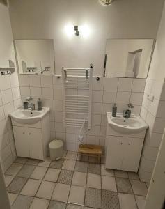 Jedová Chýše Skalka