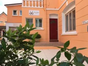 Villa Antibes Chez Celine - 埃塔普勒