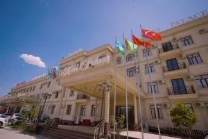 Marhabo Hotel Palace - Yangiyŭl