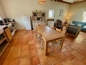 Maisons de vacances La Grange de l'ecolieu du Turc - Piscine partagee : photos des chambres