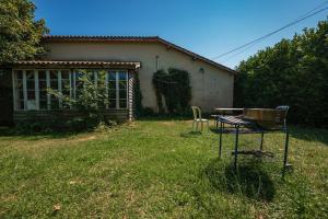 Maisons de vacances La Grange de l'ecolieu du Turc - Piscine partagee : photos des chambres