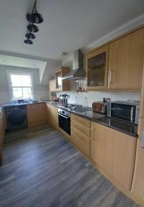 Idyllic Waterside Penthouse