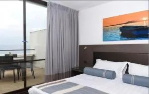 טבריה קלאב הוטל - 伊尔比德