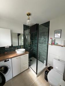 Appartements Studio renove proche de la plage : photos des chambres
