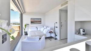 Vouliagmeni Panoramic 200m2 Rooftop & 25m2 Loft