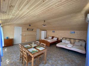 Pensiunea Blue House