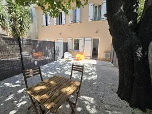 Gregbnb - Studio 17m2 - Terrasse - Clim - Ouest - 5 - Les Routes