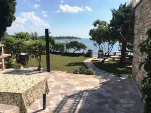 Vita Beachfront apartment