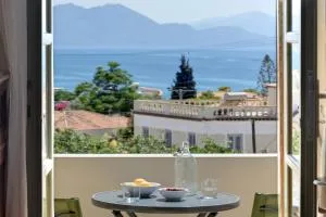 Aegina Town Home by Relax in Greece - 爱琴娜岛
