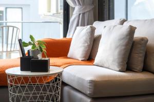 Modern Tropical Kamala Beach