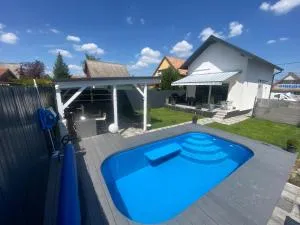 Nemes Apartmanház Tóalmás - Tápióság