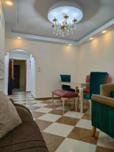 شقة رائعة للايجار في المندرة كود 5350