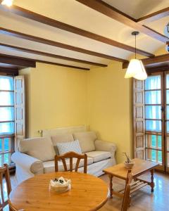 Ahío San Martín, Apartamentos Rurales Casa de la Villa