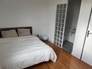 Appartements Appartement meuble de 04 chambres : Appartement 1 Chambre