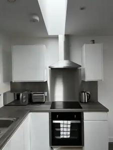 Old Trafford Penthouse Duplex - Steps from MUFC