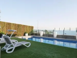 Villa de Lujo cerca del mar y piscina climatizada - Llobregales