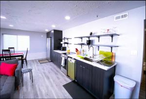 Modern MOVIE Theater & SAUNA Near Ski, Paragliding