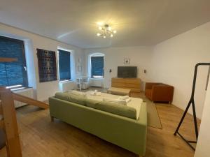 Central Retro Apartment