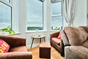 Dunluce Green 2 - Portrush by the Sea