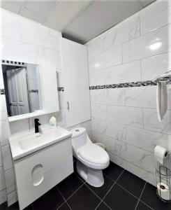 Linkzup Europa Condos