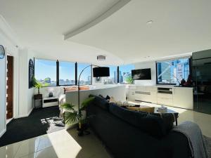 CBD High Rise River CityWalk FreeParking Wi-Fi