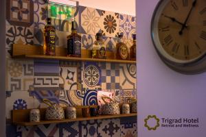 Trigrad Hotel