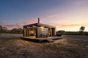 Luxury Vineyard Cabin Escape - The Range