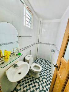 Phòng Tiêu Chuẩn Giường Đôi (Standard Double Room)